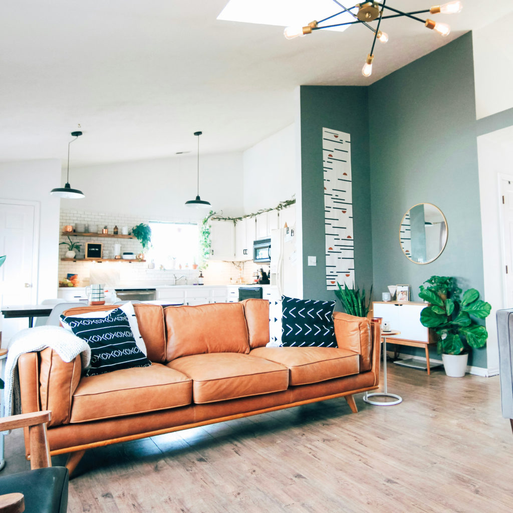 intérieur maison moderne vert pale et blanc avec lumières vallée électricité votre partenaire électricien en gironde nouvelle aquitaine france